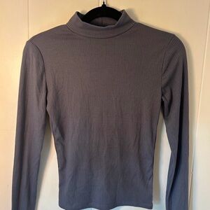 Ribbed Mock Neck Long Sleeve Top in Dark Blue Gray